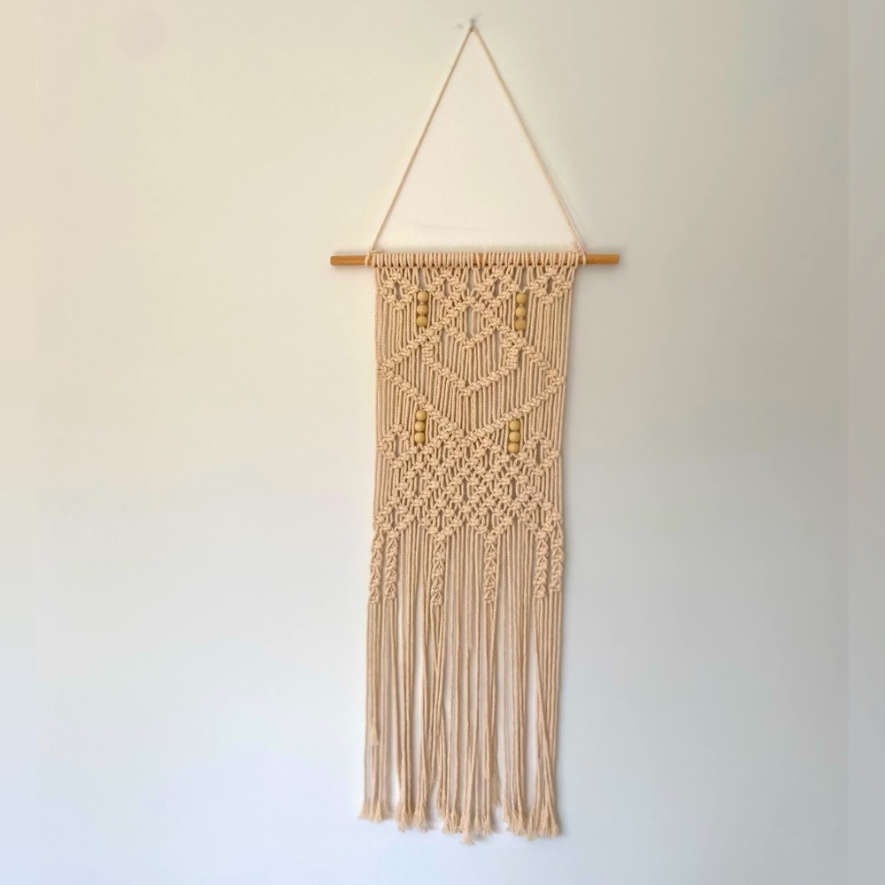 🤍🌾 Handcrafted Cream Macrame Wall Hanging